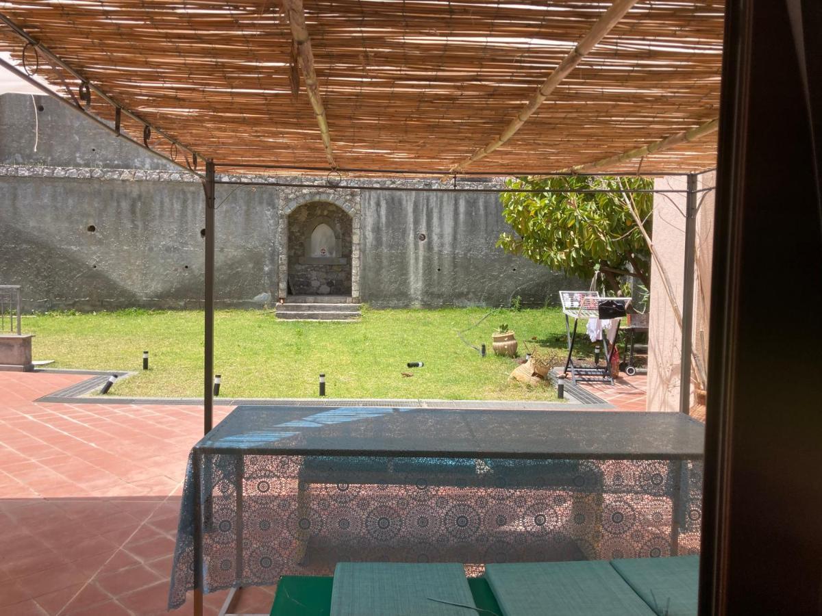 A Mari Vila Taormina Exterior foto